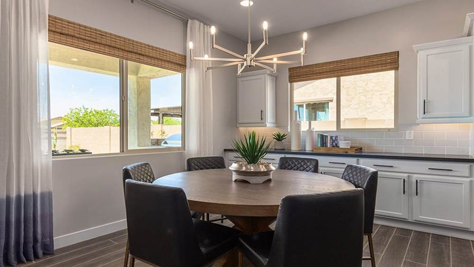 Cottonwood at Allen Ranches Expedition Collection in Glendale, AZ