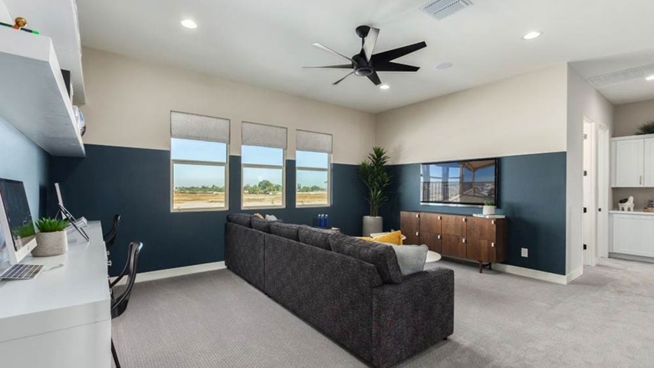 Cottonwood at Allen Ranches Expedition Collection in Glendale, AZ