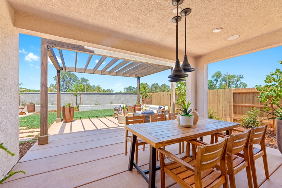 ClassicsLake at Esplanade at Turkey Creek in Lincoln, CA Designed by