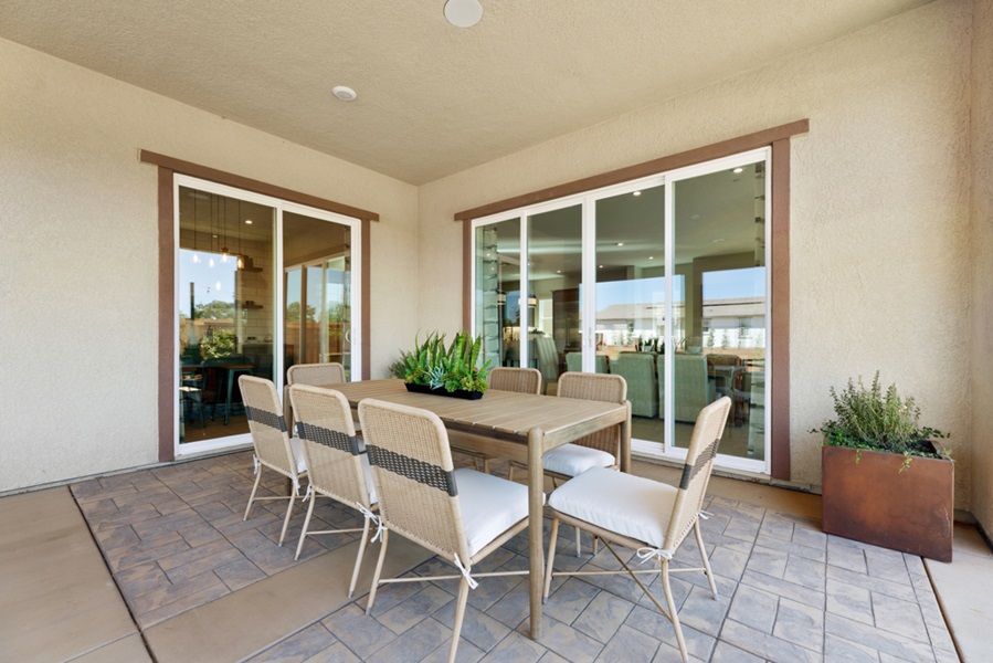 EstatesGlacier at Esplanade at Turkey Creek in Lincoln, CA Designed