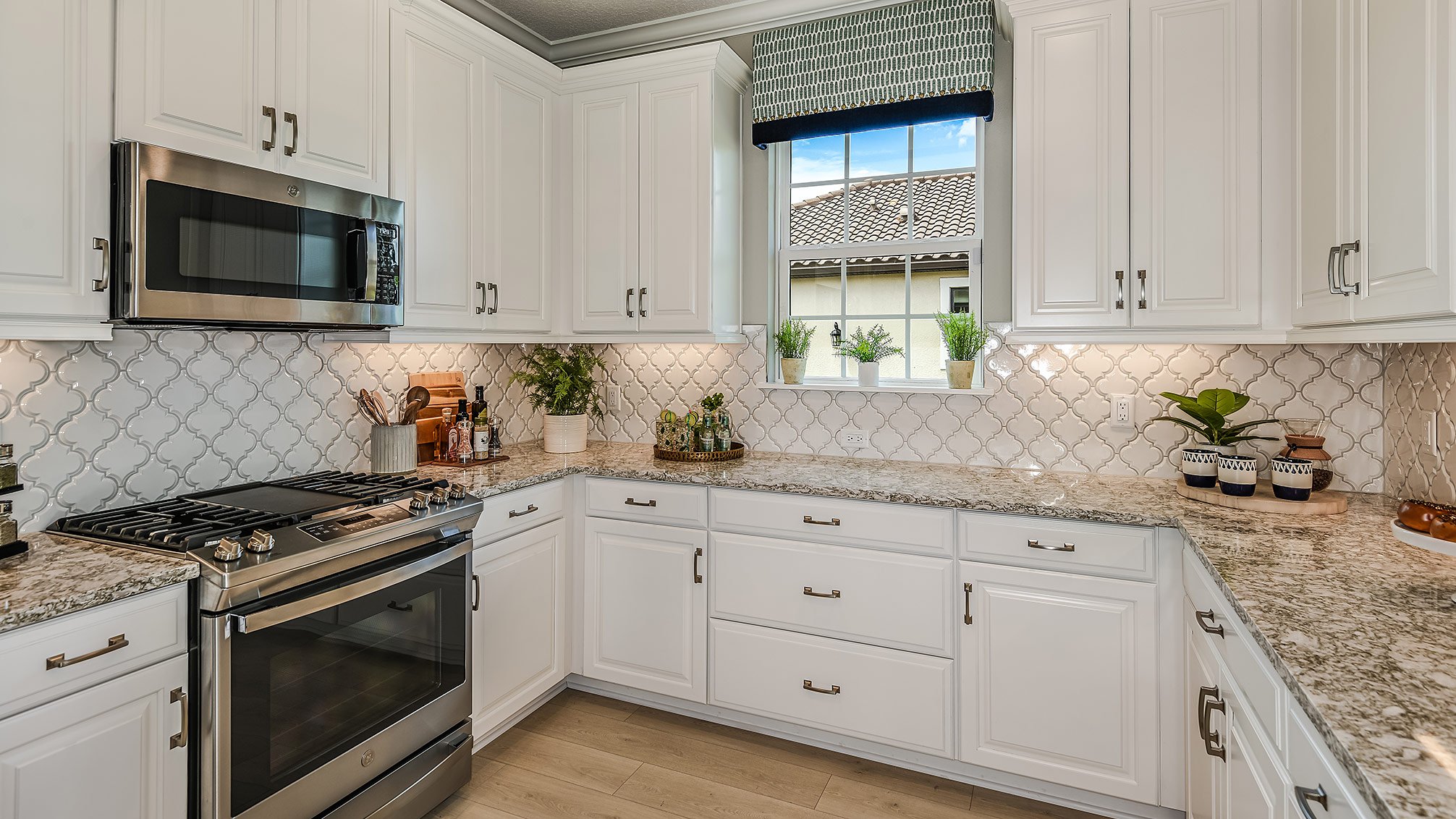 Lakewood Ranch, Florida Homes for Sale at Esplanade at Azario Lakewood