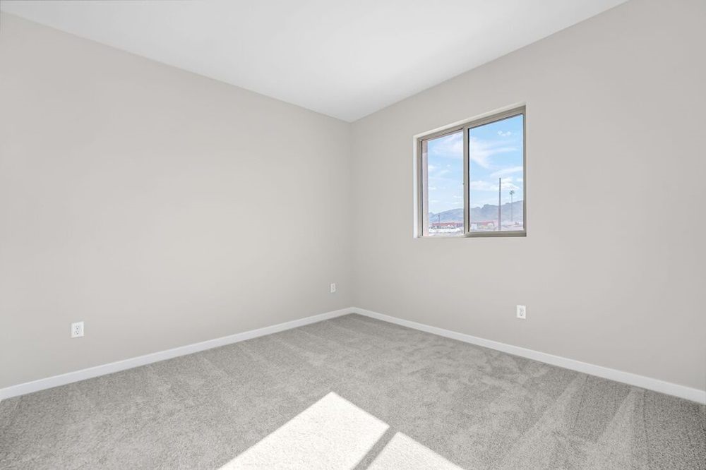 hj-nv-las-vegas-verona-at-lake-las-vegas-sequoia-lot-92-bedroom-02