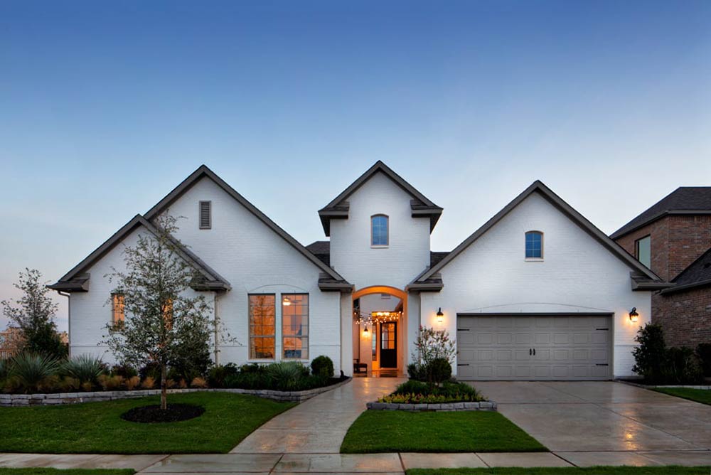 Courtney at Caraway 80s in Haslet, TX Taylor Morrison