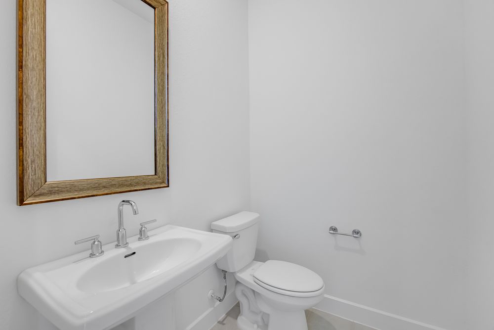 hj-tx-houston-avalon-at-cypress-valor-lot-15-bathroom-004