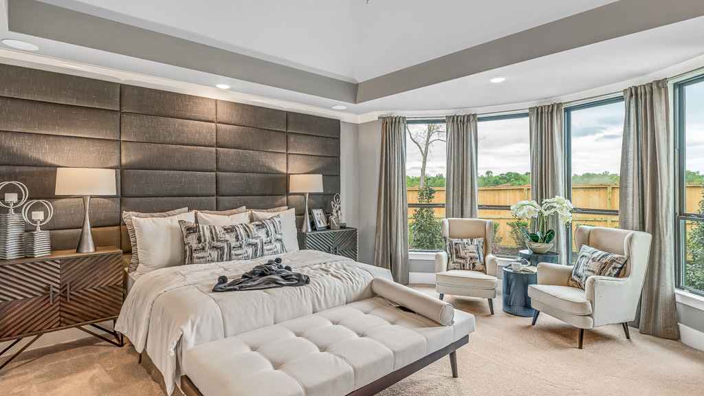 Home for Sale 37 N Waterbridge Drive, The Woodlands, TX Taylor Morrison