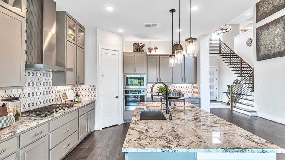 Valor formerly 5803 at Avalon at Riverstone 60s Darling in Sugar