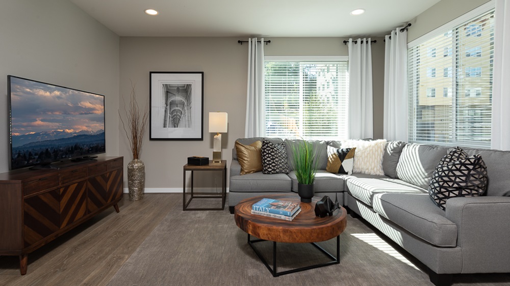View Photos of Northmark Townhomes at Beardslee Taylor Morrison
